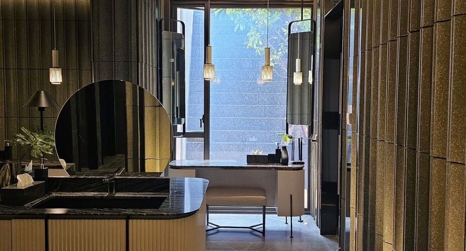 À louer 1 chambre condo à Watthana, Bangkok