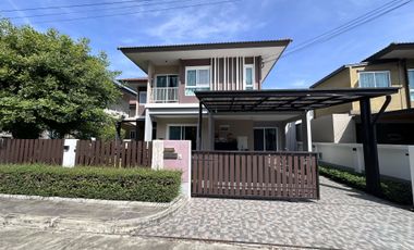 À louer 4 chambres maison à Mueang Phuket, Phuket