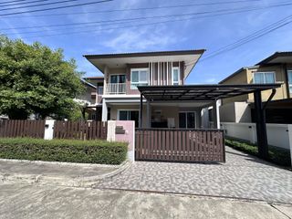 Casa en alquiler de 4 habitaciones en Mueang Phuket, Phuket