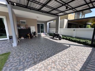 Casa en alquiler de 4 habitaciones en Mueang Phuket, Phuket