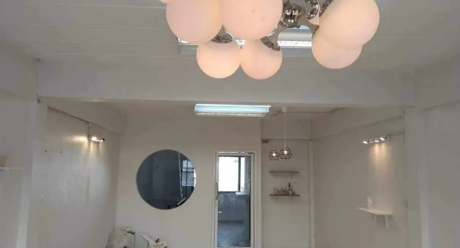 For rent 2 bedrooms retail Space in Bang Kapi, Bangkok