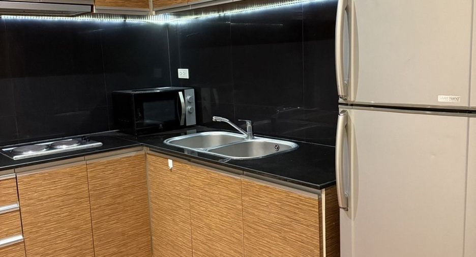 For sale 1 bed condo in Pathum Wan, Bangkok