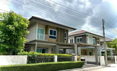À louer 4 chambres maison à Mueang Phuket, Phuket