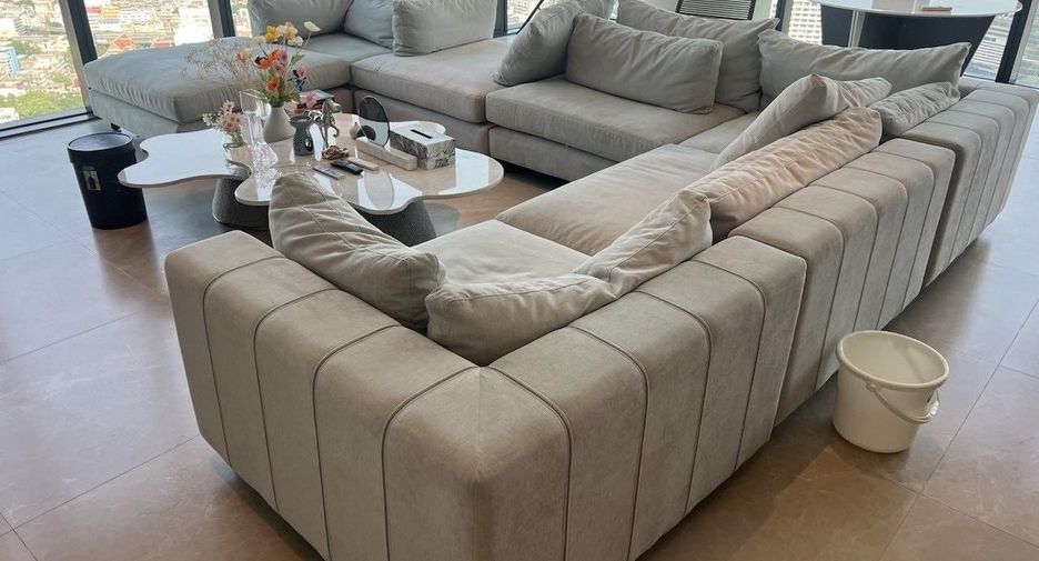 For sale and for rent 3 bedrooms condo in Khlong San, Bangkok