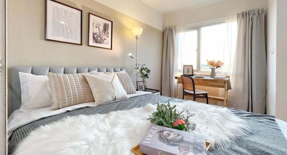 For sale 1 bed condo in Lat Krabang, Bangkok