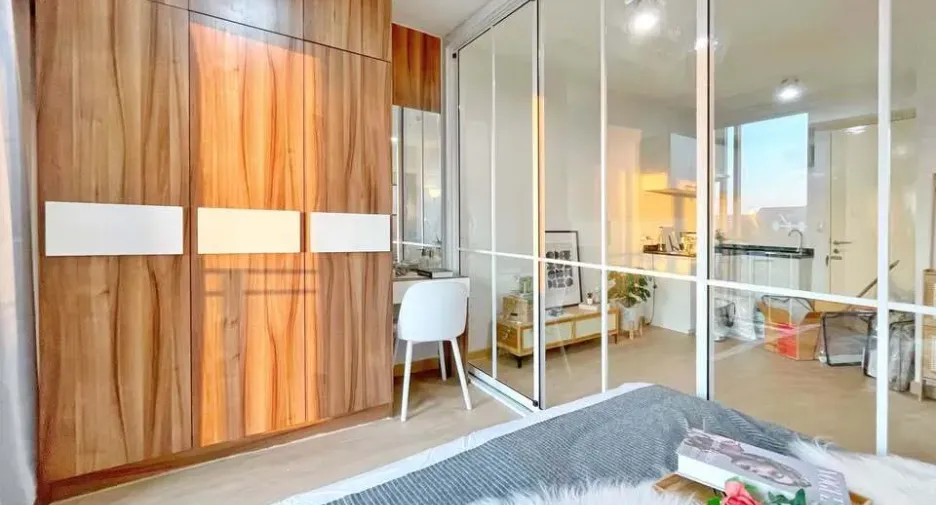 For sale 1 bed condo in Lat Krabang, Bangkok