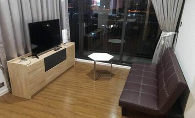 For rent 2 bedrooms condo in Wang Thonglang, Bangkok