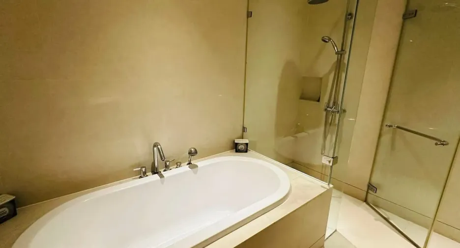 Condo en alquiler de 1 habitaciones en Khlong Toei, Bangkok