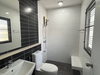 Аренда 3 спальни таунхаус в Банг Кхае, Бангкок