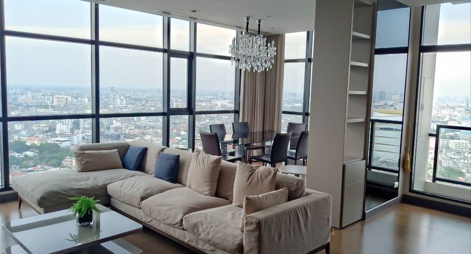 Wohnung zur Miete mit 3 Zimmer in Khlong San, Bangkok
