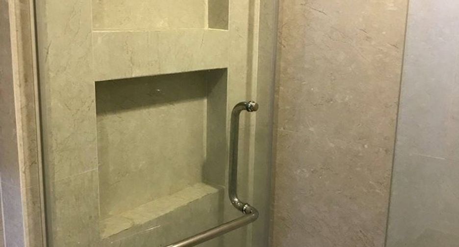 For sale and for rent 2 bedrooms condo in Phaya Thai, Bangkok