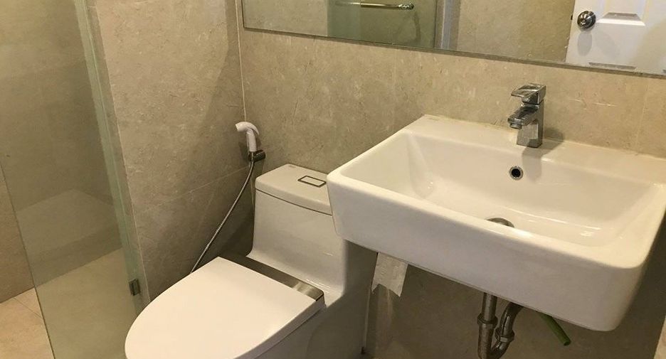 For sale and for rent 2 bedrooms condo in Phaya Thai, Bangkok