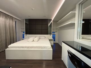 Apartment zur Miete mit 2 Zimmer in Khlong Toei, Bangkok
