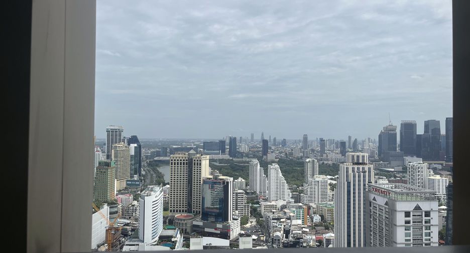 For rent 1 bed condo in Watthana, Bangkok
