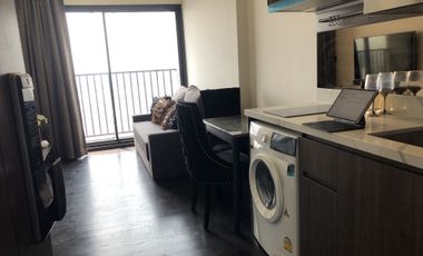 Condo en alquiler de 1 habitaciones en Watthana, Bangkok