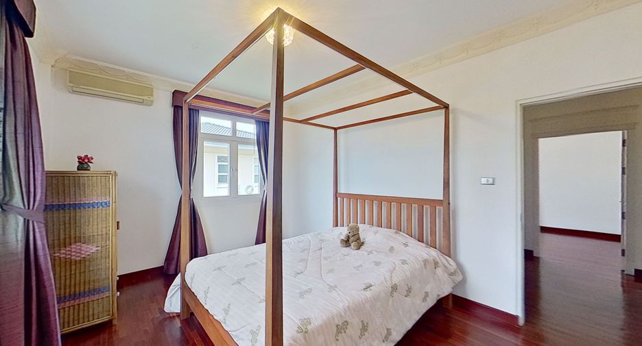À vendre 3 chambres maison à Bang Kapi, Bangkok