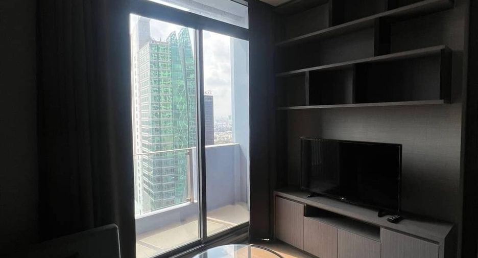 For rent 2 bedrooms condo in Sathon, Bangkok