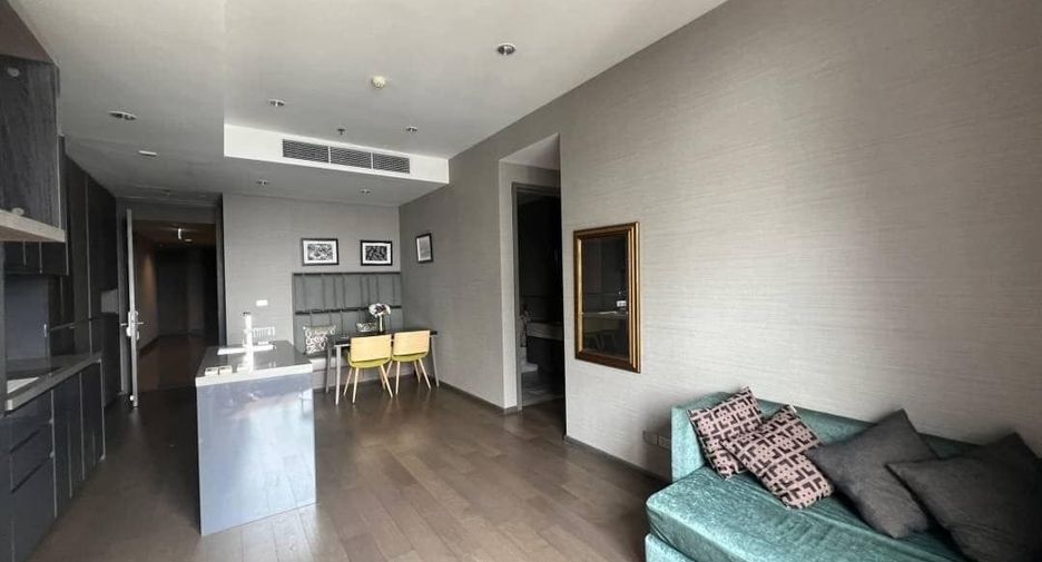 For rent 2 bedrooms condo in Sathon, Bangkok