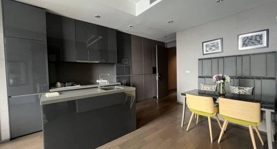 For rent 2 bedrooms condo in Sathon, Bangkok