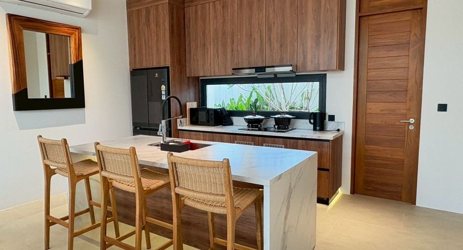 For rent 4 bedrooms villa in Mueang Phuket, Phuket