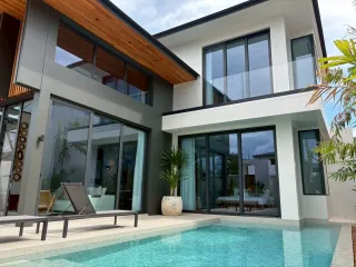 ให้เช่า 4 ห้องนอน วิลล่า ใน เมืองภูเก็ต, ภูเก็ต