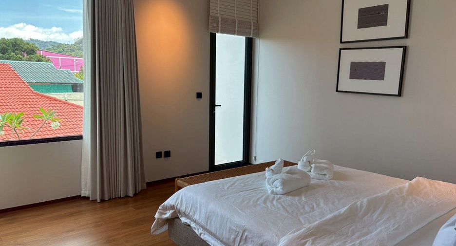 For rent 4 bedrooms villa in Mueang Phuket, Phuket