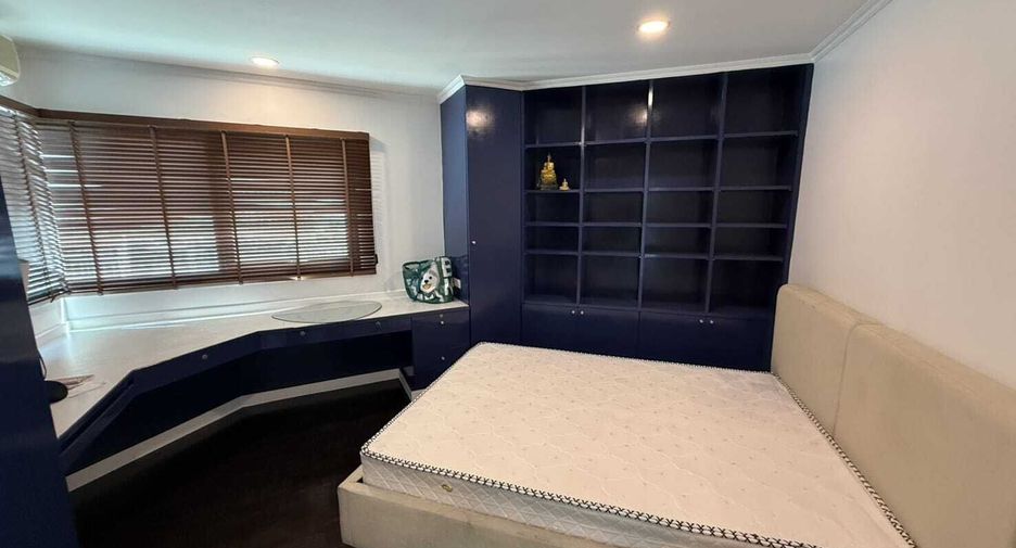 ขาย 2 ห้องนอน คอนโด ใน สาทร, กรุงเทพฯ