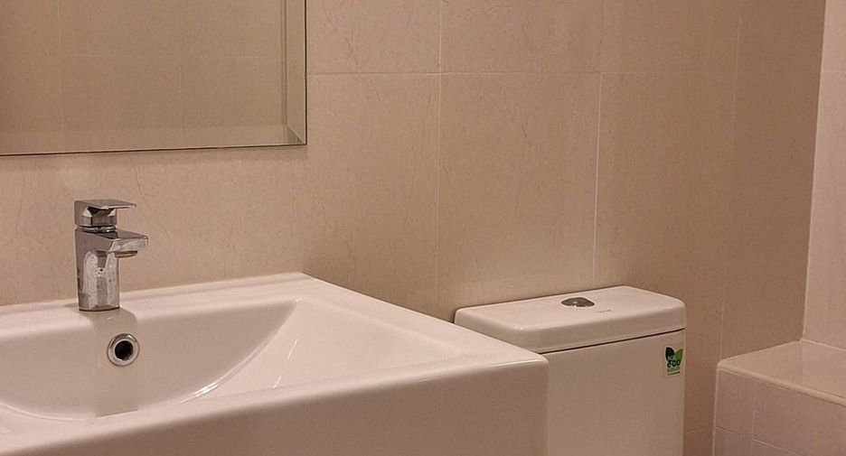 For rent 2 bedrooms condo in Chatuchak, Bangkok