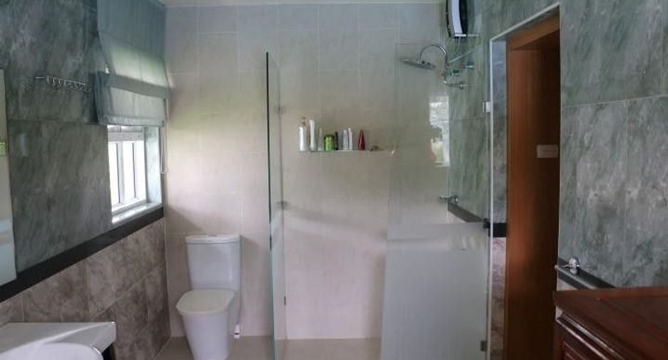 For sale 3 bedrooms villa in Thalang, Phuket