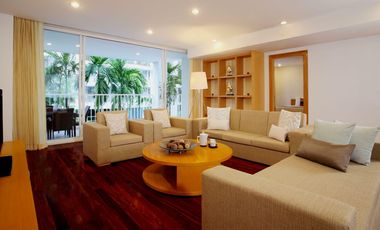 For rent 4 bedrooms apartment in Watthana, Bangkok