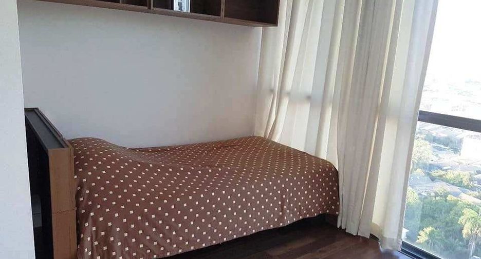 For rent 2 ベッドルーム condo in Phra Khanong, Bangkok