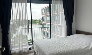 Condo en alquiler de 2 habitaciones en Lat Phrao, Bangkok