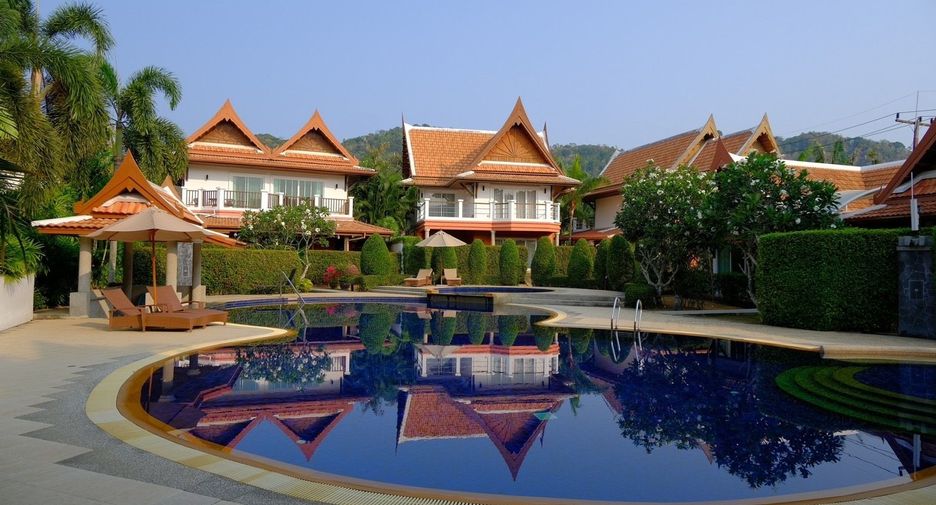 For rent 3 bedrooms villa in Mueang Phuket, Phuket