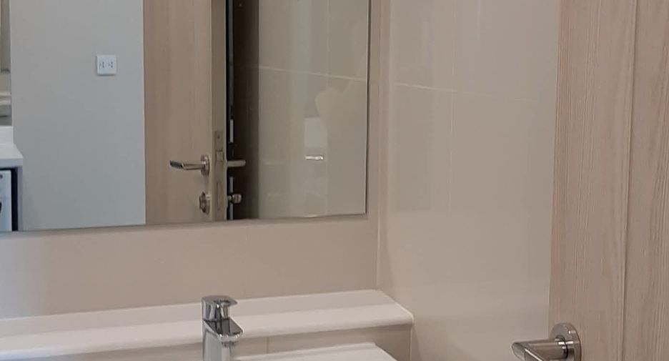 For rent 1 bed condo in Pathum Wan, Bangkok