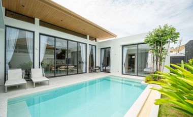 For rent 4 bedrooms villa in Mueang Phuket, Phuket
