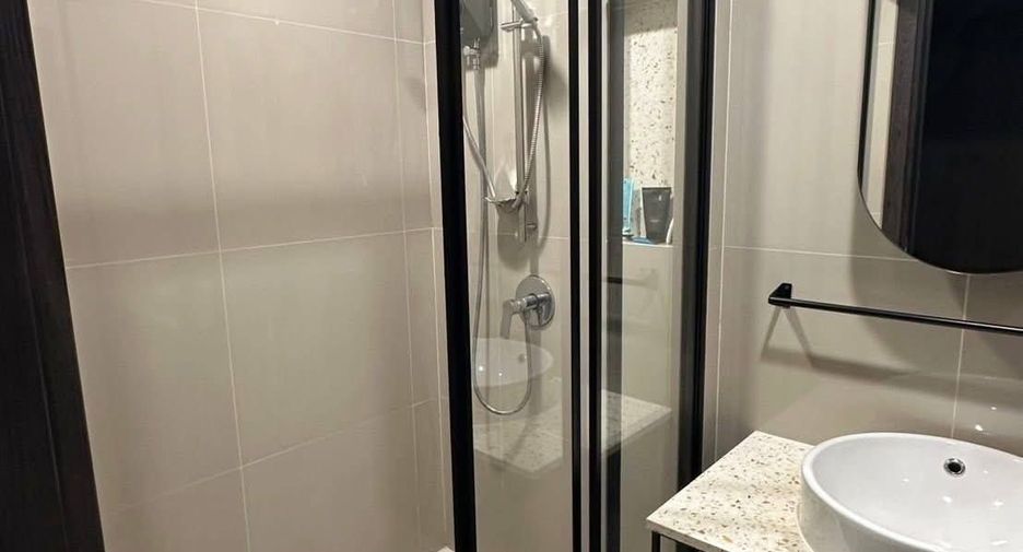 Wohnung zur Miete mit 1 Zimmer in Huai Khwang, Bangkok