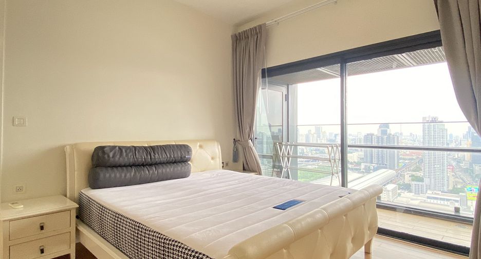 Wohnung zur Miete mit 2 Zimmer in Watthana, Bangkok