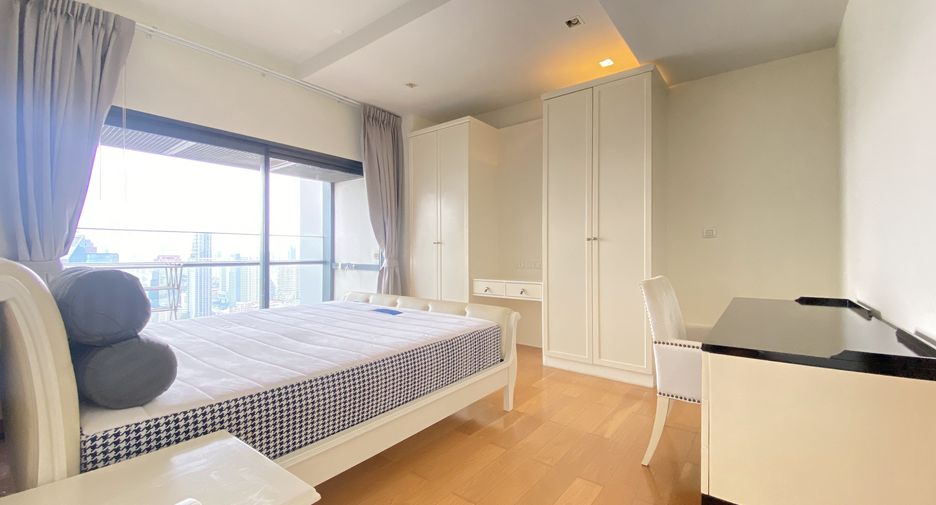 Wohnung zur Miete mit 2 Zimmer in Watthana, Bangkok