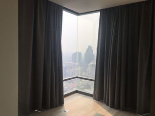 出售 1 卧室 公寓 在 Bang Rak, 曼谷