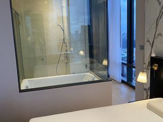 出售 1 卧室 公寓 在 Bang Rak, 曼谷