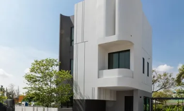 For rent 3 ベッドルーム house in Bang Phli, Samut Prakan