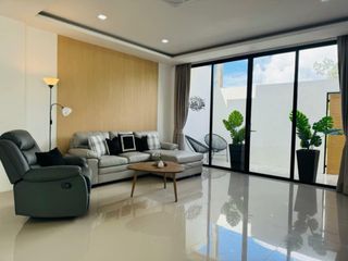 Villa en alquiler de 3 habitaciones en Thalang, Phuket