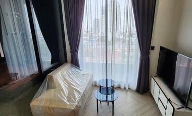 Condo en alquiler de 1 habitaciones en Khlong San, Bangkok
