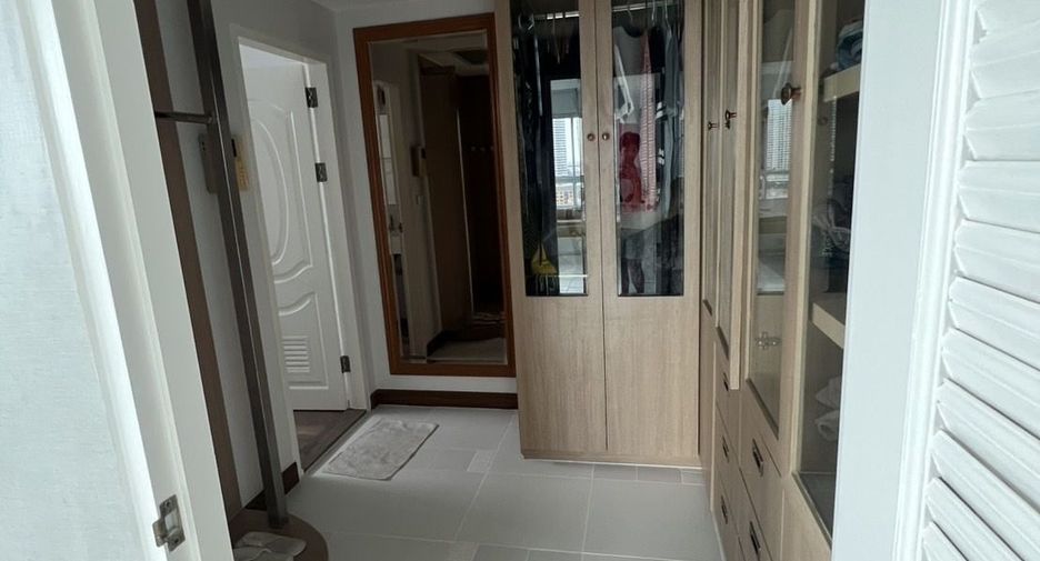 出租 2 卧室 公寓 在 Khlong San, 曼谷