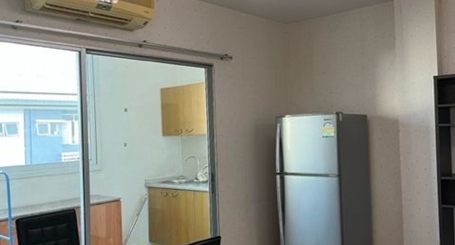 Wohnung zur Miete mit 2 Zimmer in Huai Khwang, Bangkok