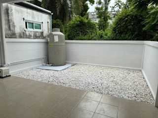 For sale 3 bedrooms townhouse in Prawet, Bangkok