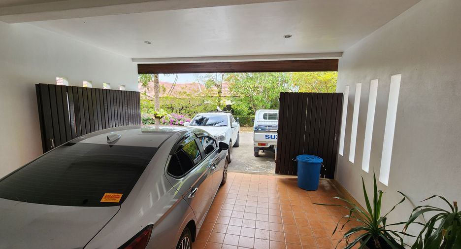For rent 3 bedrooms villa in Thalang, Phuket