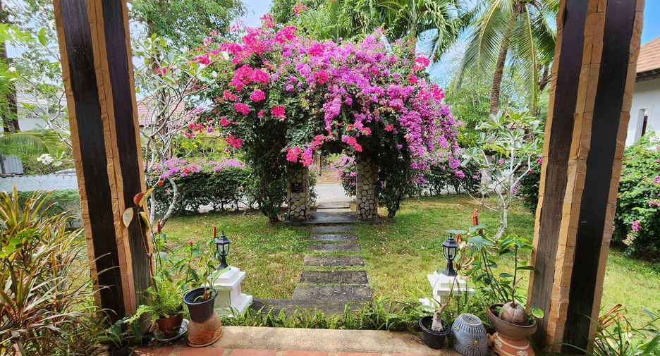 For rent 3 bedrooms villa in Thalang, Phuket