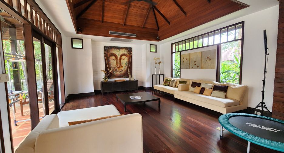 For rent 3 bedrooms villa in Thalang, Phuket