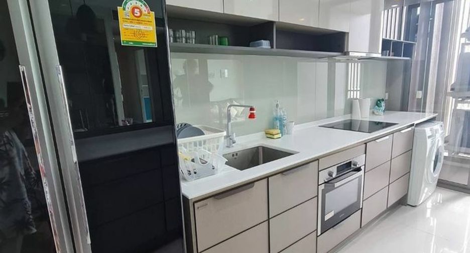 For rent 2 bedrooms condo in Bang Sue, Bangkok